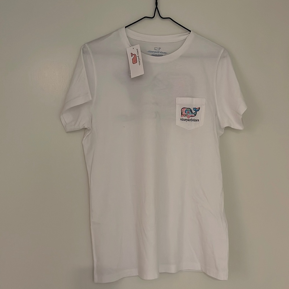 Summer Vineyard Vines t shirt